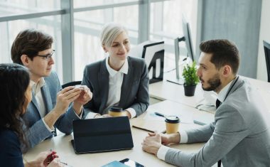 How a Fractional Sales Director Supports Business Growth